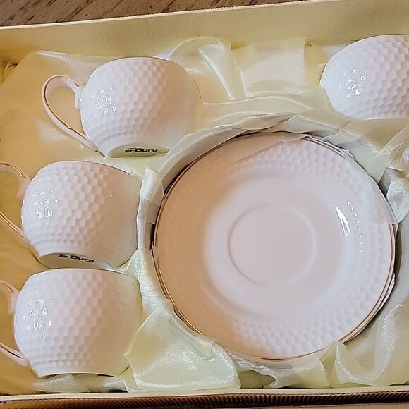 Ceramic Coffee cups set of 6 white and gold NWT 🤍 - Picture 5 of 6